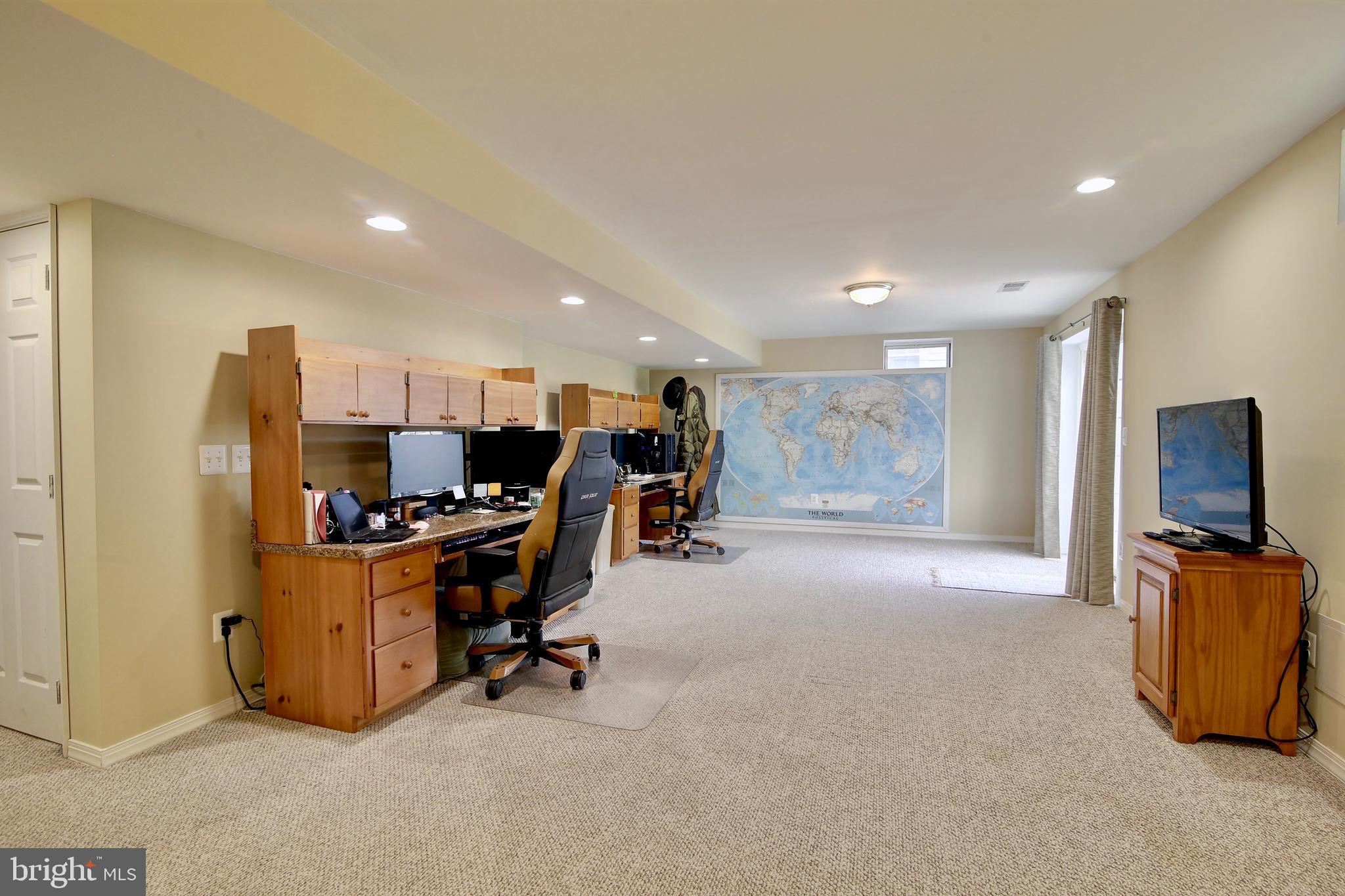 43369 Deepspring Court Ashburn, VA 20147 - Photo 37 of 45