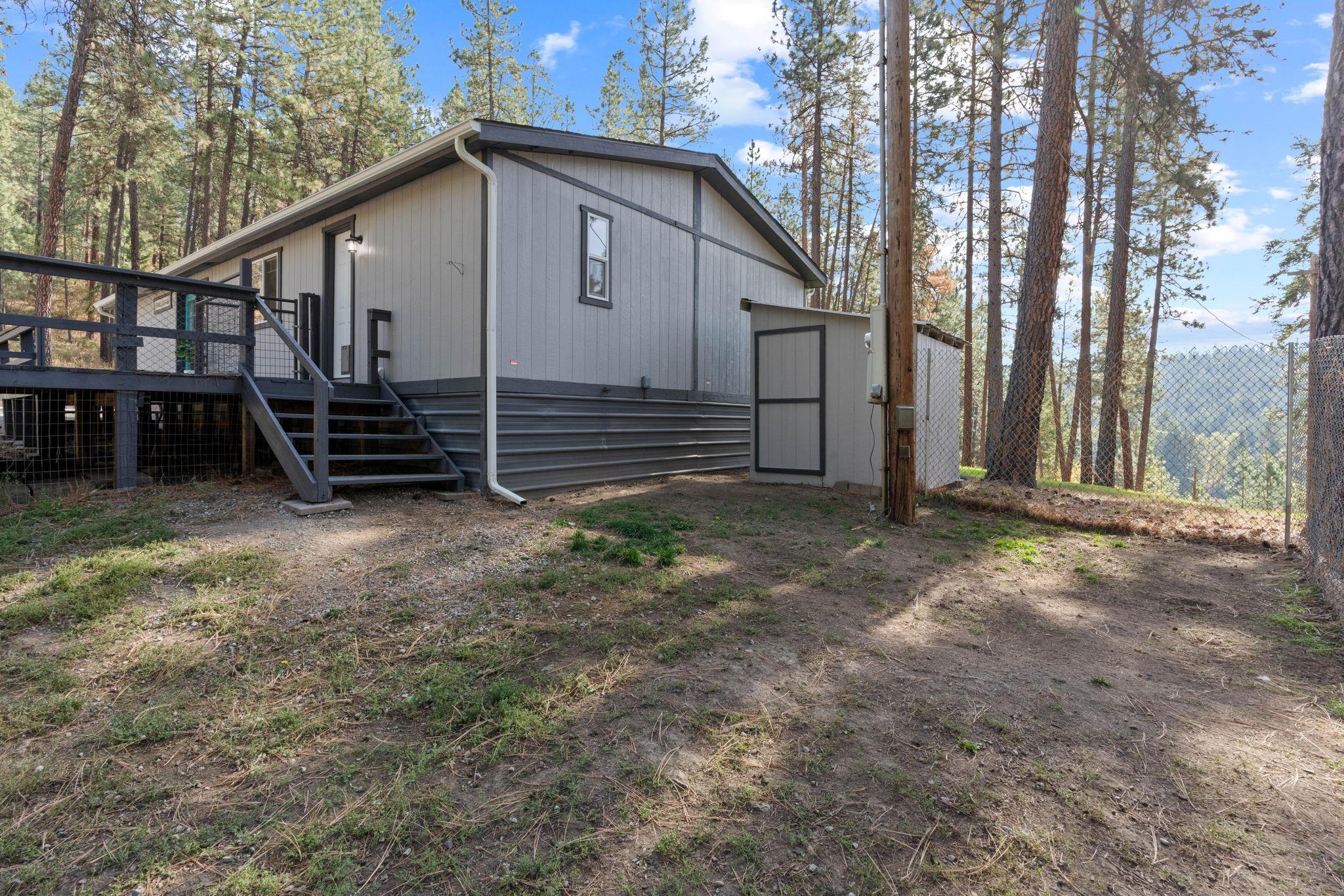 11923 East Moffat Road Mead, WA 99021 - Photo 28 of 50