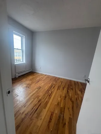 $1,975 | 335 Wells Street, Unit W24, Bridgeport, CT 06606