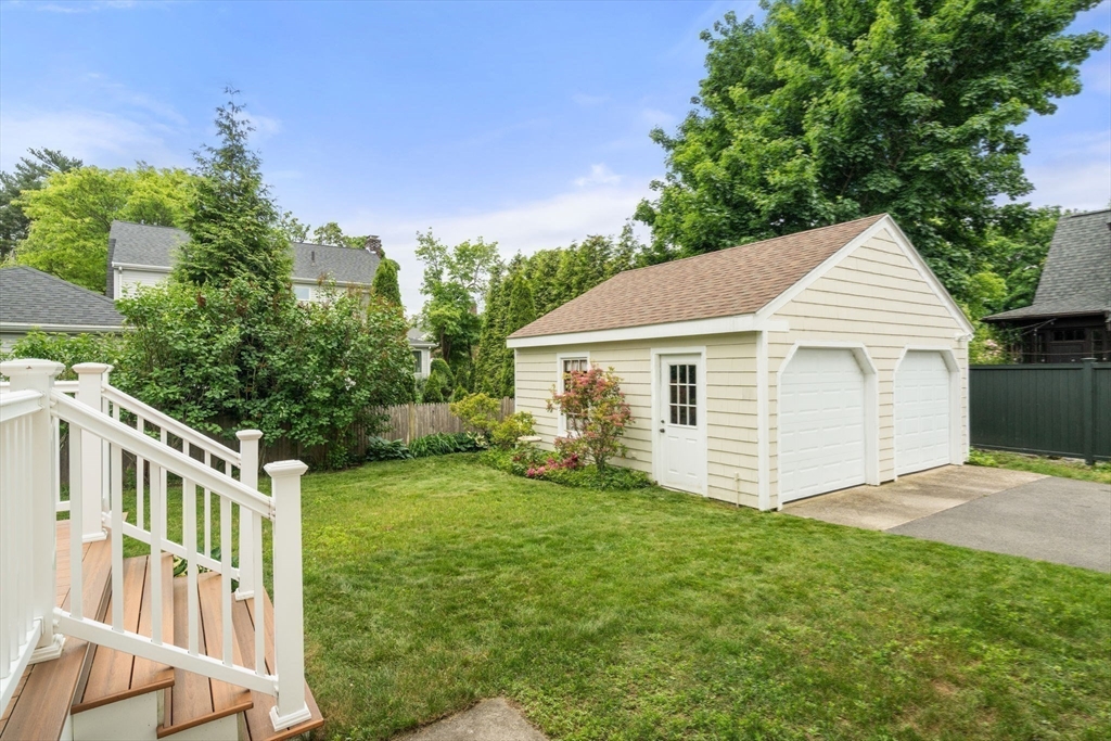 34 Pleasant Street Newton, MA 02465 - Photo 16 of 16
