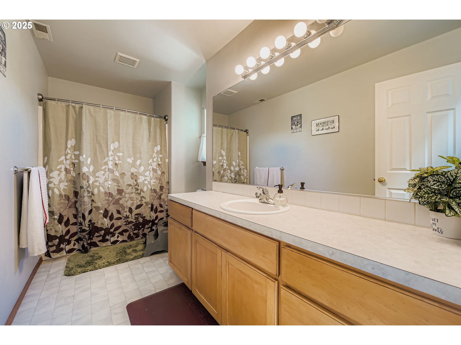 18271 Davis Street Sandy, OR 97055 - Photo 22 of 32 Loft