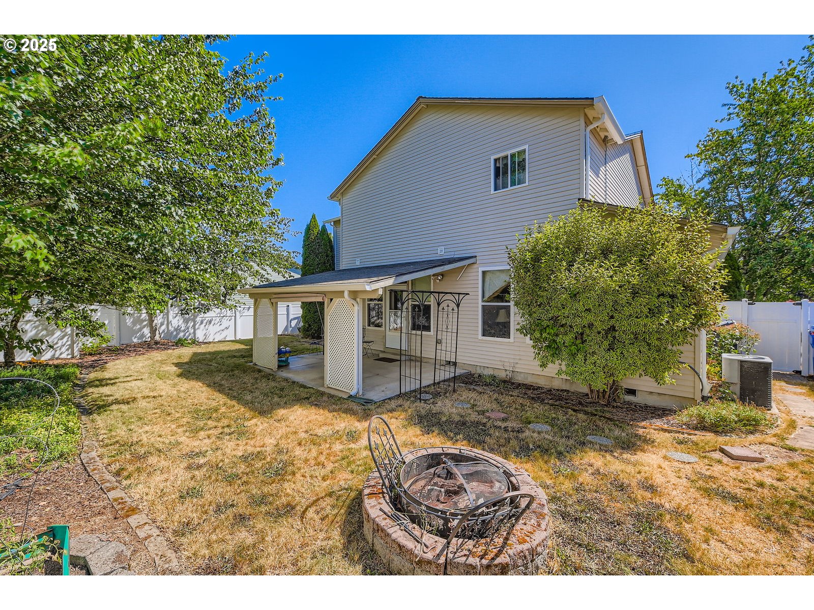 18271 Davis Street Sandy, OR 97055 - Photo 27 of 32