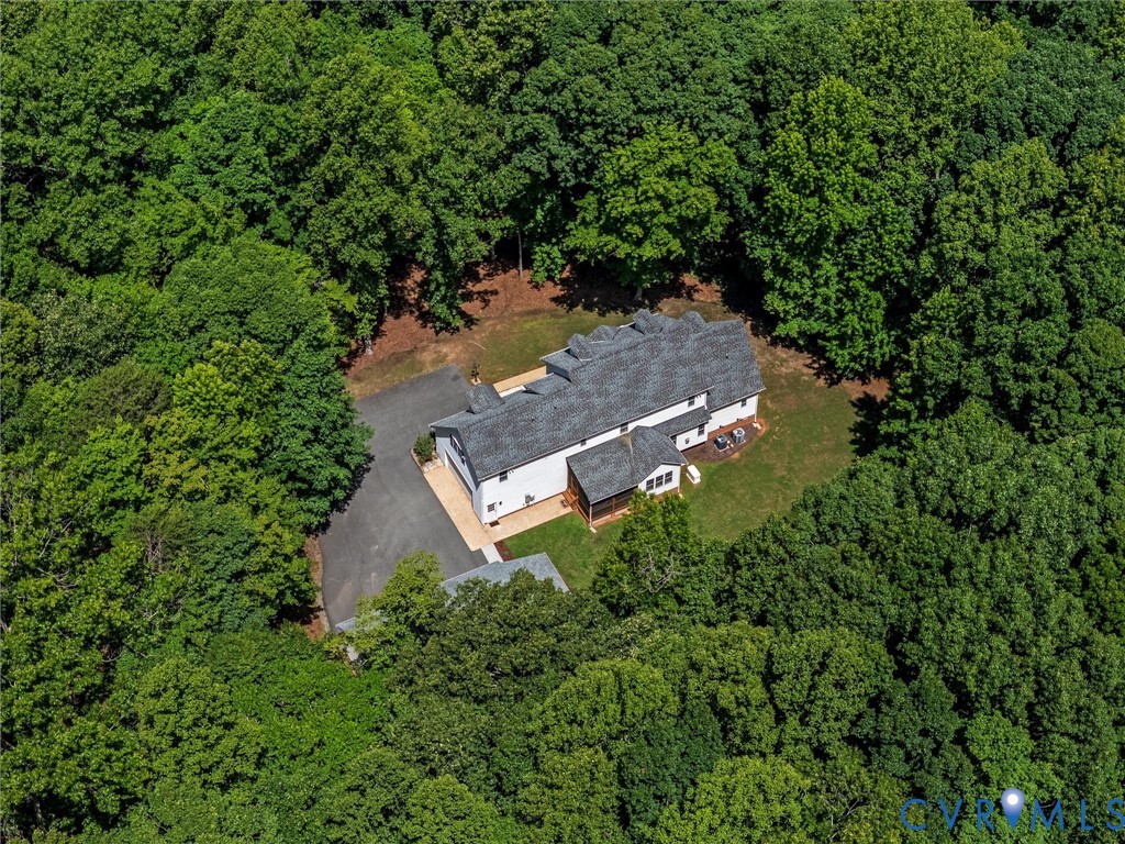 4308 A Three Bridge Road Powhatan, VA 23139 - Photo 6 of 62