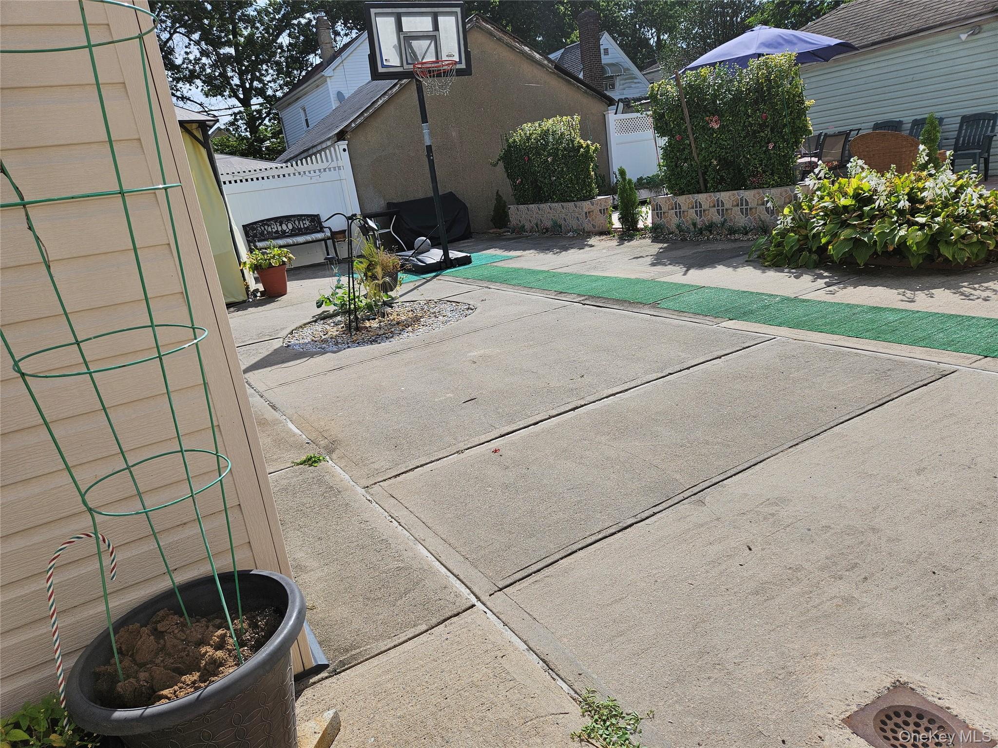 111-31 140th Street Queens, NY 11435 - Photo 16 of 20 a house view with a outdoor space
