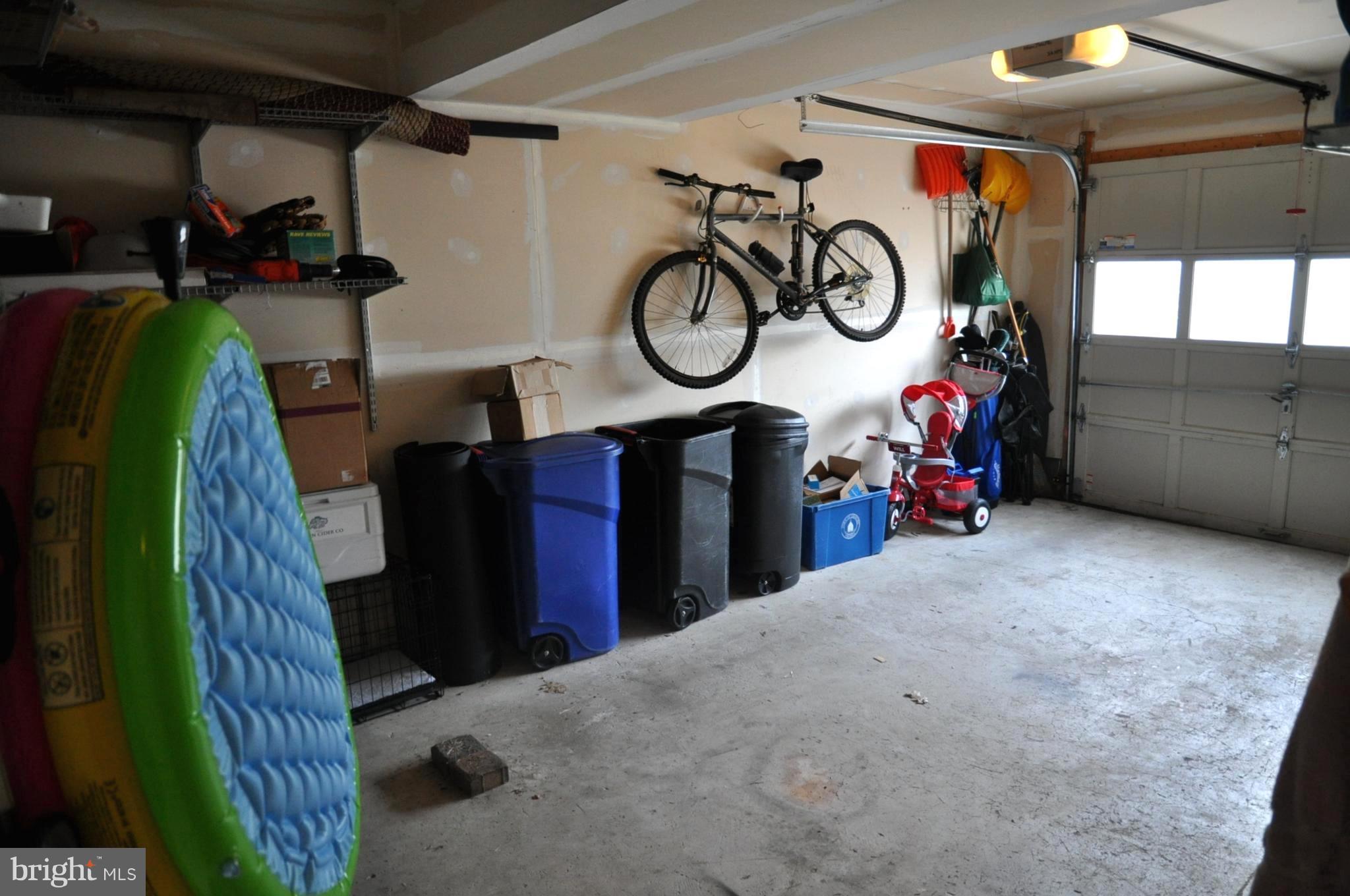 662 McLeary Square Southeast Leesburg, VA 20175 - Photo 25 of 30 Spacious 1 car garage with storage