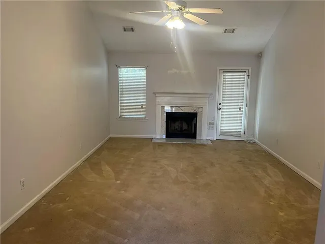 $250,000 | 5490 Twin Lakes Drive, Unit 1, College Park, GA 30349