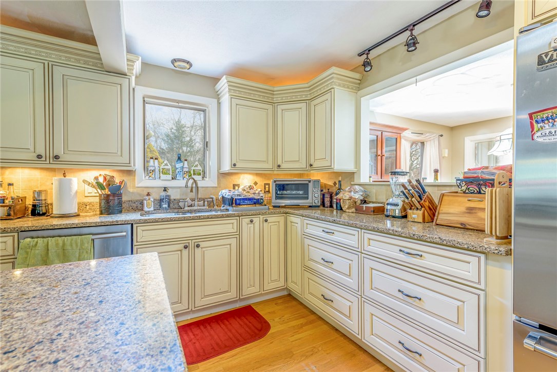 145 Darby Road Scituate, RI 02857 - Photo 10 of 33