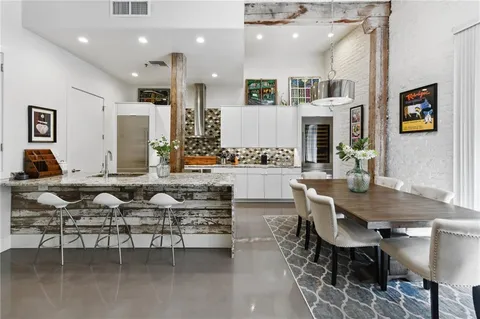 $775,000 | 840 Tchoupitoulas Street, Unit 215, New Orleans, LA 70130