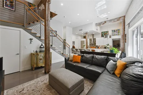 $775,000 | 840 Tchoupitoulas Street, Unit 215, New Orleans, LA 70130