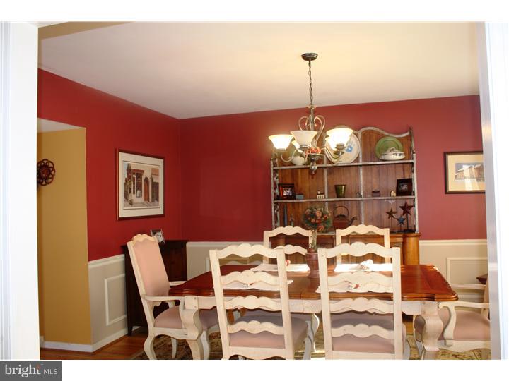 437 Rocksville Road Holland, PA 18966 - Photo 4 of 25 Dining Room