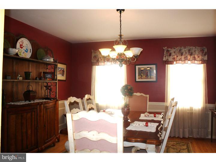 437 Rocksville Road Holland, PA 18966 - Photo 5 of 25 Dining Room