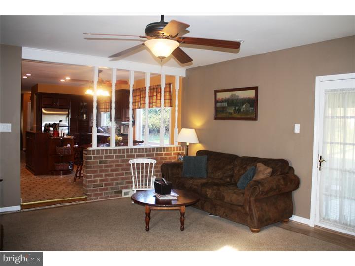 437 Rocksville Road Holland, PA 18966 - Photo 9 of 25 Family Room