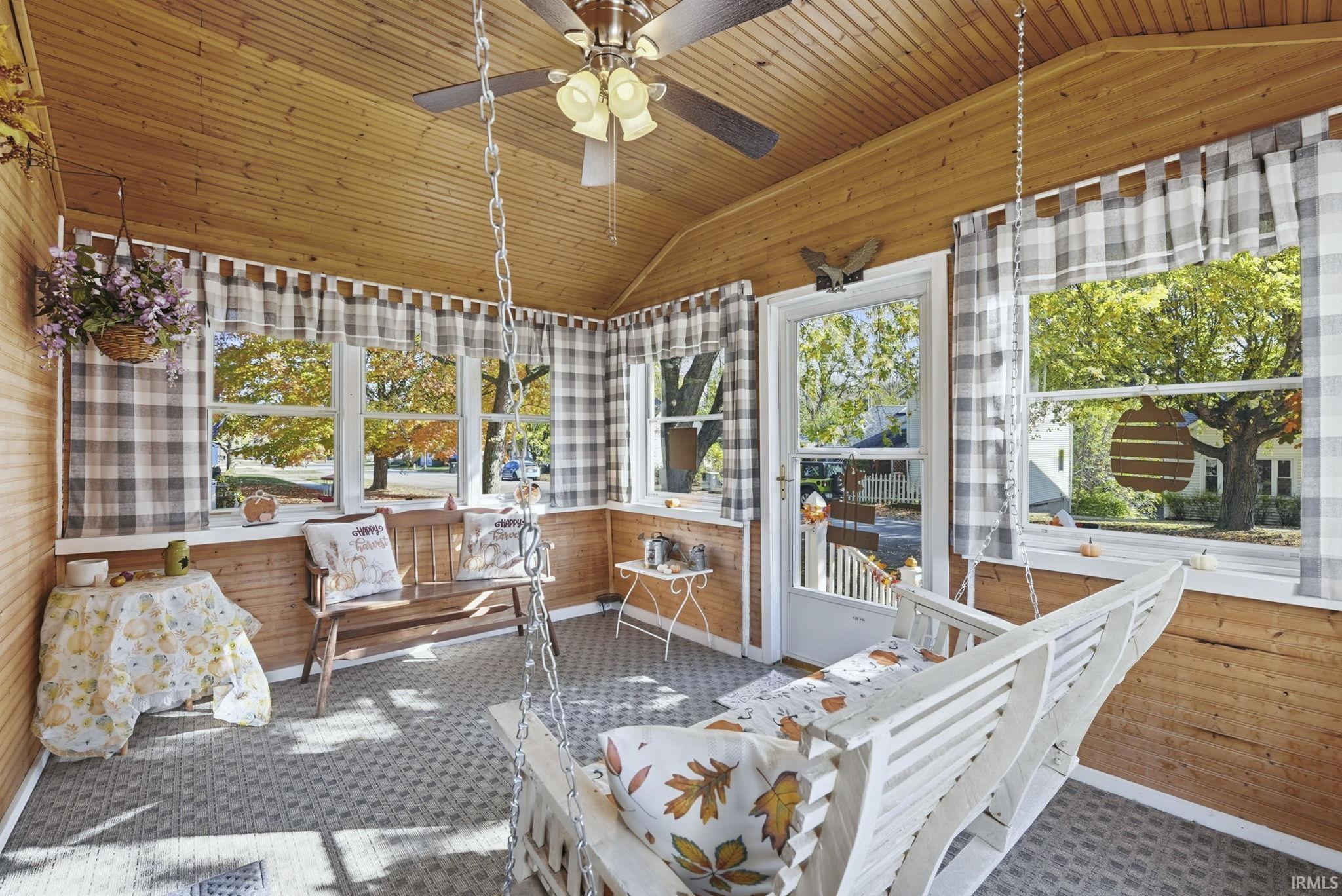 511 North Nancy Street Warren, IN 46792 - Photo 2 of 36