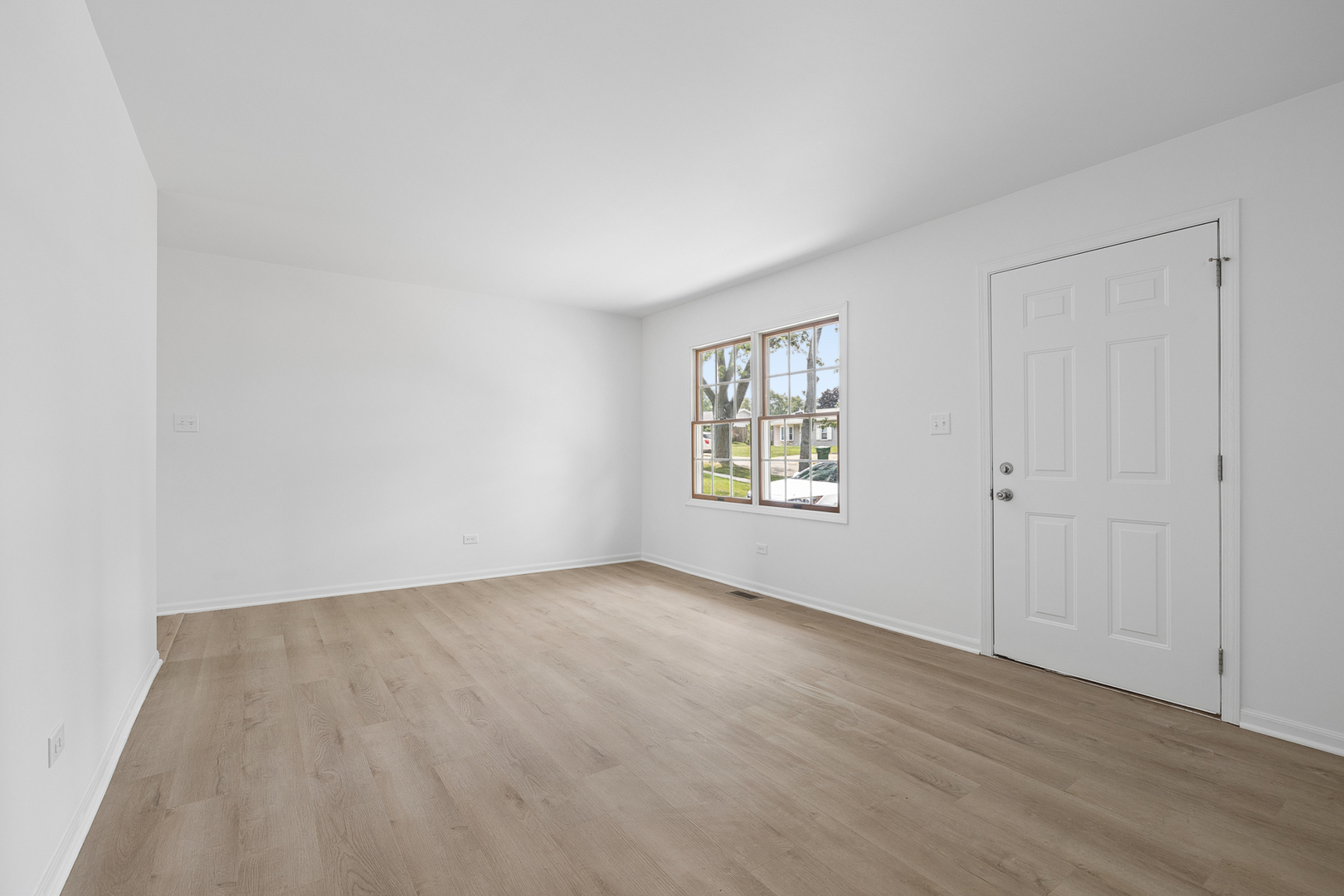 300 MacGregor Road Lockport, IL 60441 - Photo 3 of 15