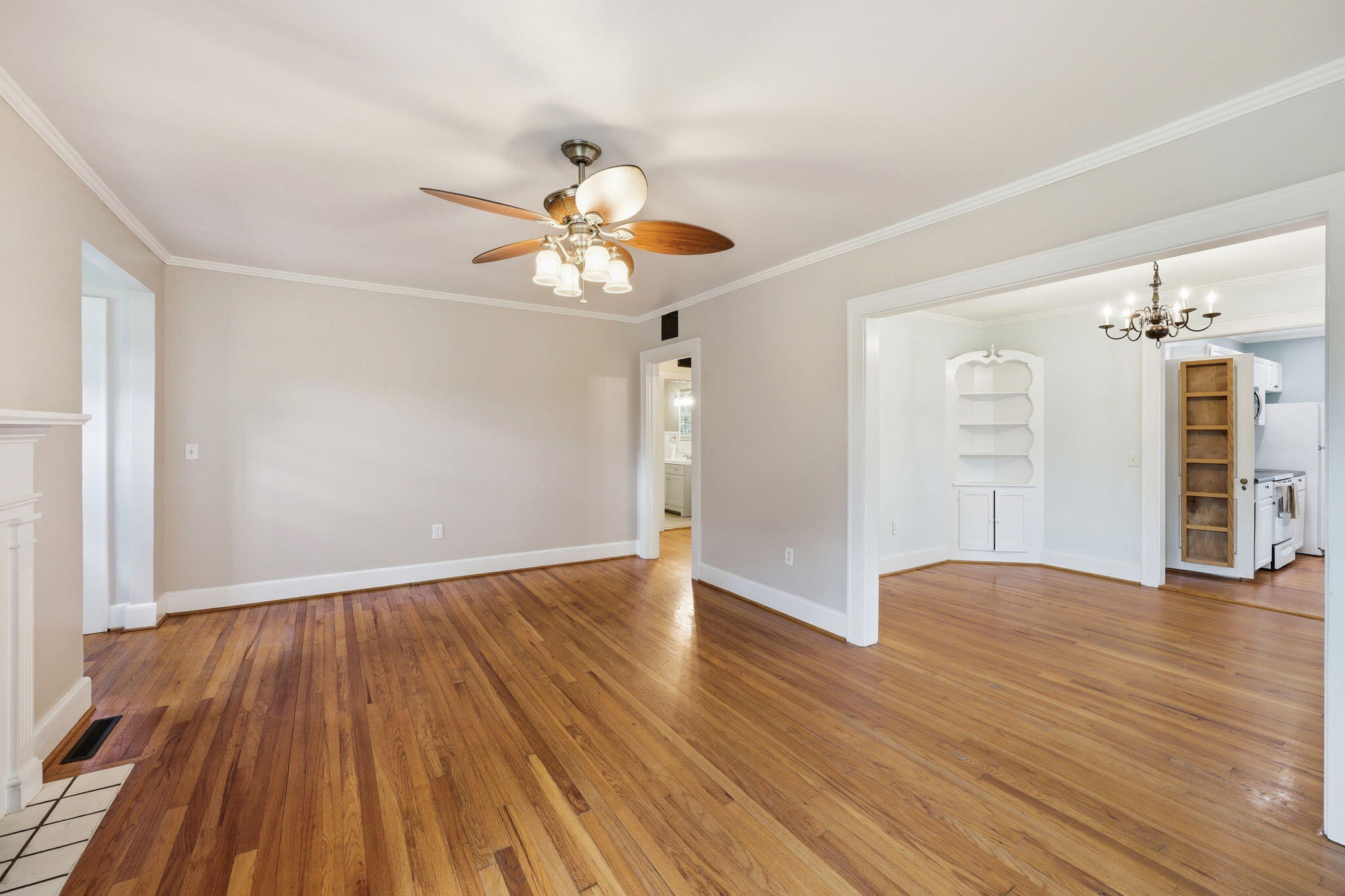 316 Klein Street Walterboro, SC 29488 - Photo 38 of 45 38-web-or-mls-470A6232_edit