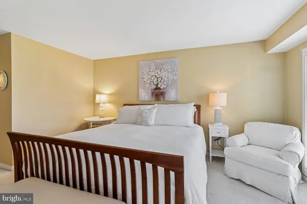 $595,000 | 2110 Chesapeake Harbour Drive East, Unit 101, Annapolis, MD 21403