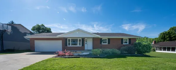 $359,500 | 1506 Ritzmann Drive, Lawrenceburg, IN 47025