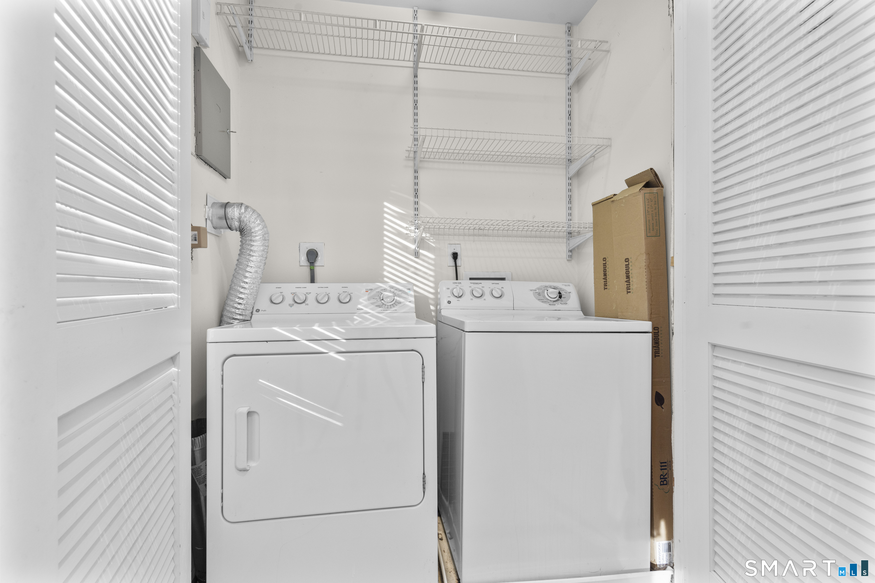 80 Adley Road Fairfield, CT 06825 - Photo 33 of 38