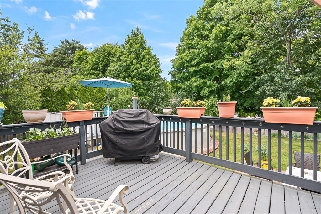 5 Elizabeth Road Stoneham, MA 02180 - Photo 31 of 39