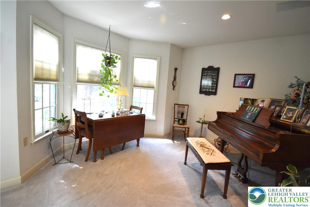 2215 Apple Road Fogelsville, PA 18051 - Photo 12 of 64 Den