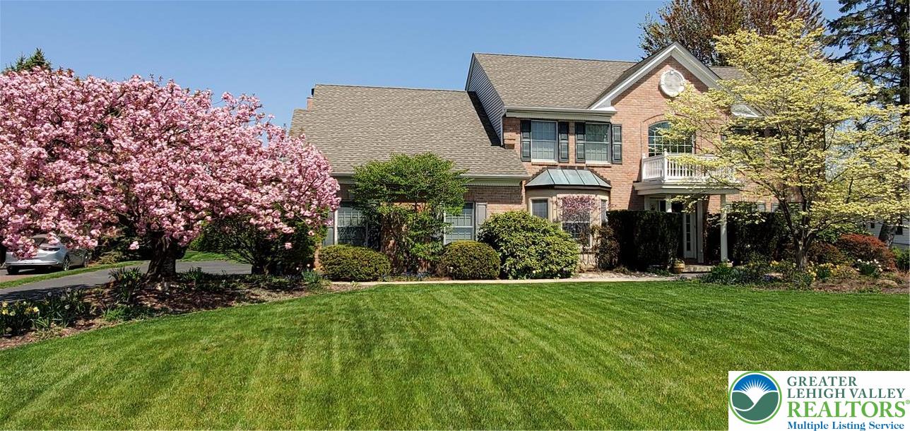 2215 Apple Road Fogelsville, PA 18051 - Photo 3 of 64