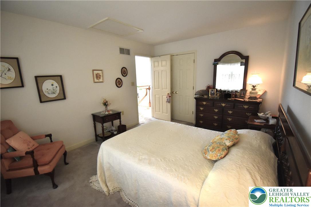 2215 Apple Road Fogelsville, PA 18051 - Photo 36 of 64