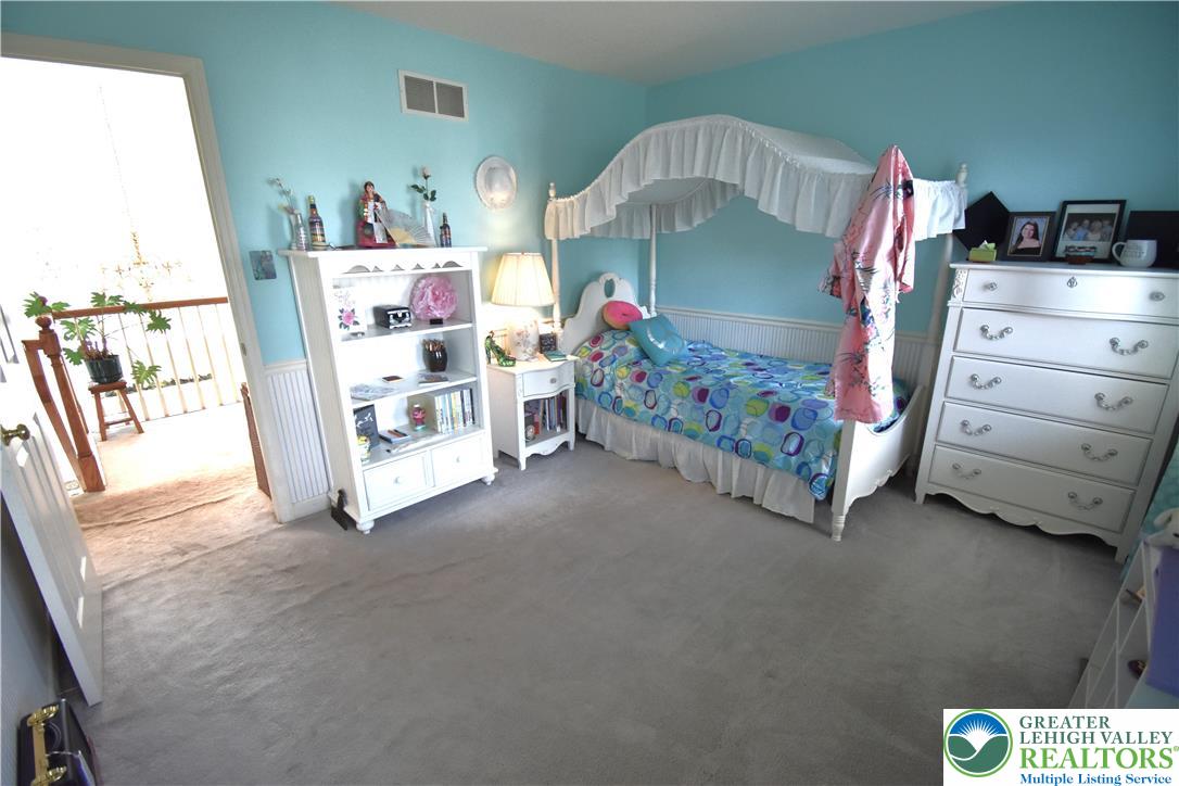 2215 Apple Road Fogelsville, PA 18051 - Photo 38 of 64