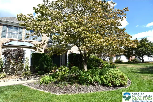 $629,900 | 2215 Apple Road, Fogelsville, PA 18051