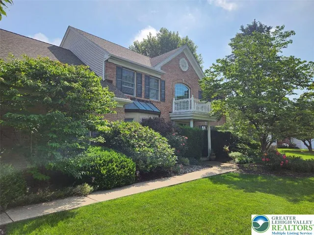 $629,900 | 2215 Apple Road, Fogelsville, PA 18051