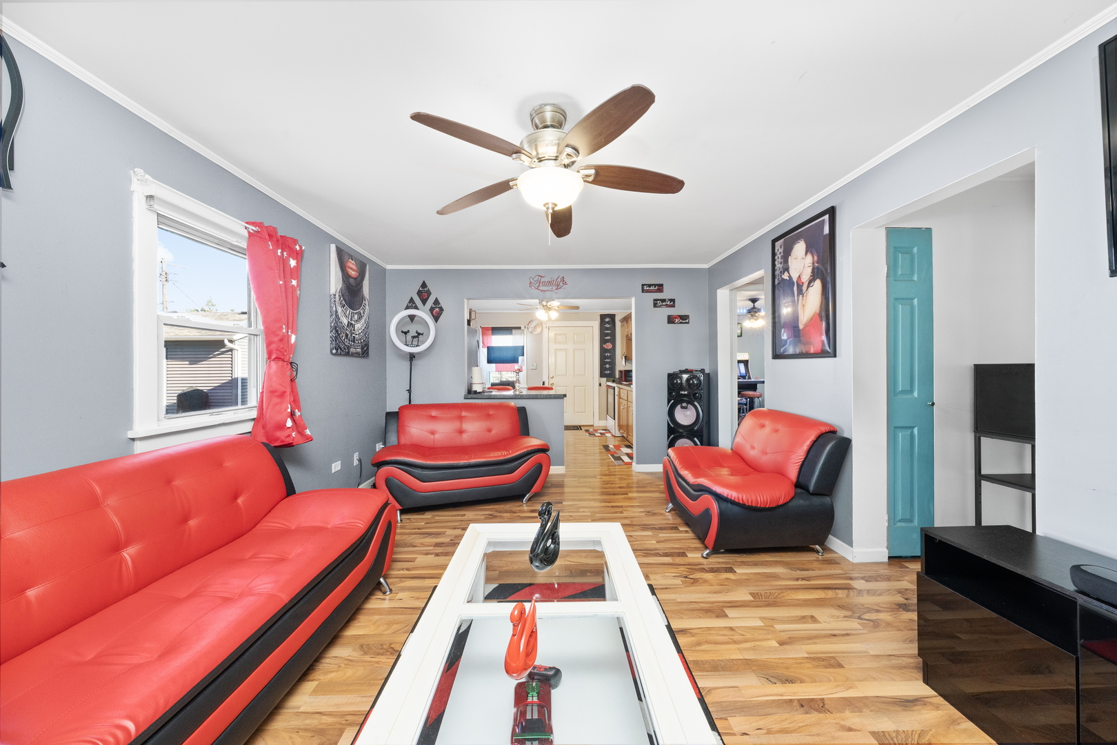 1446 Erie Street Ottawa, IL 61350 - Photo 8 of 41 a living room with furniture and a rug