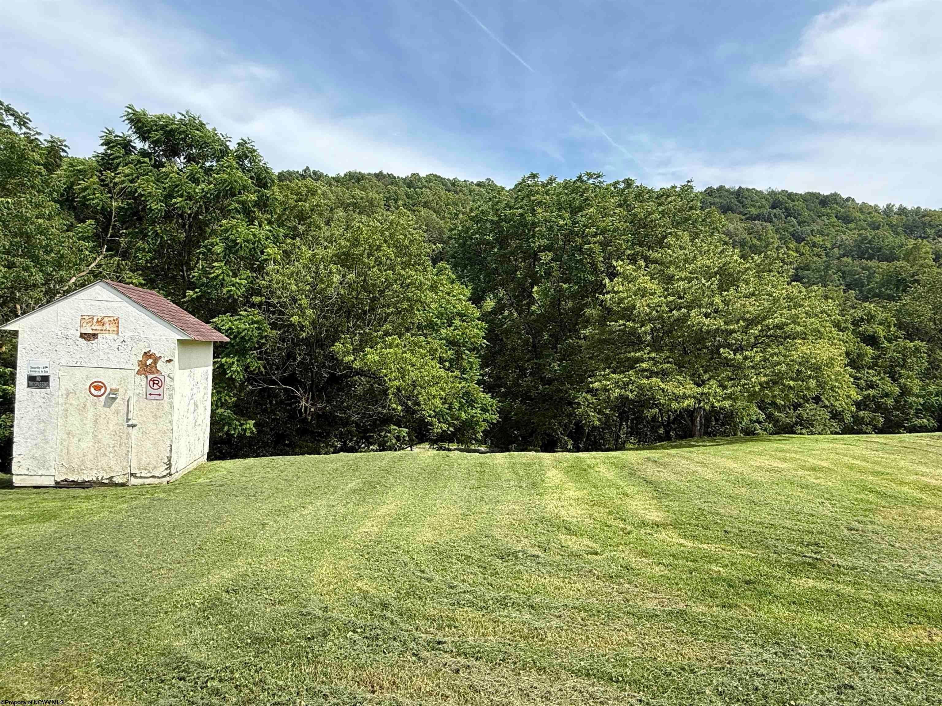 1115 Limestone Run Road Clarksburg, WV 26301 - Photo 36 of 41 Gallery Image 36