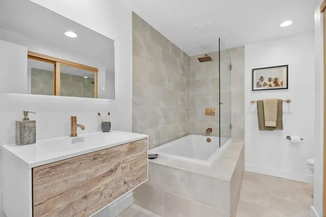 $850,000 | 7021 Estrella De Mar Road, Carlsbad, CA 92009