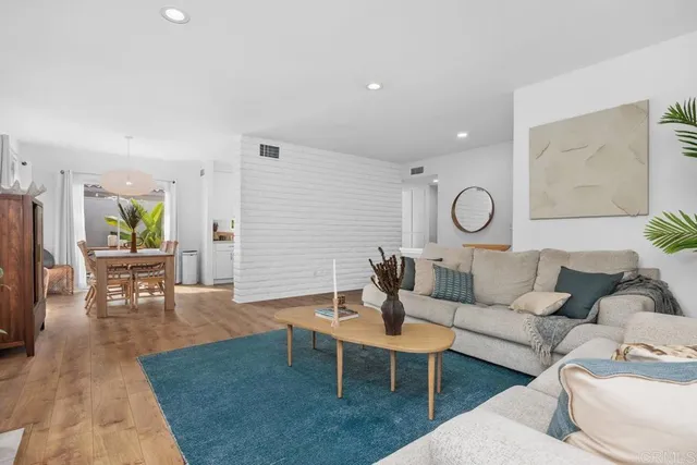 $850,000 | 7021 Estrella De Mar Road, Carlsbad, CA 92009