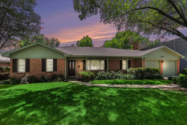 $2,999 | 12847 Memorial Drive, Houston, TX 77024