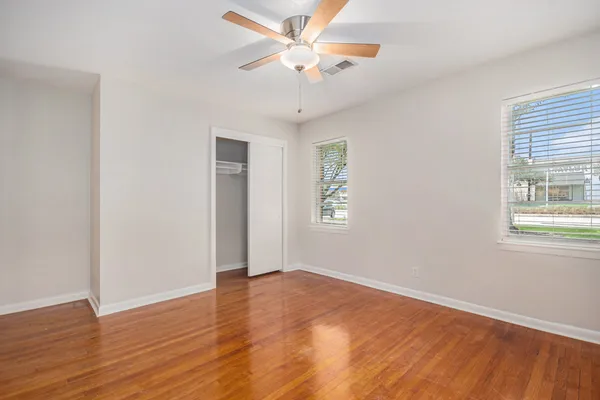 $2,999 | 12847 Memorial Drive, Houston, TX 77024