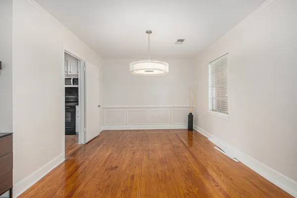 $2,999 | 12847 Memorial Drive, Houston, TX 77024