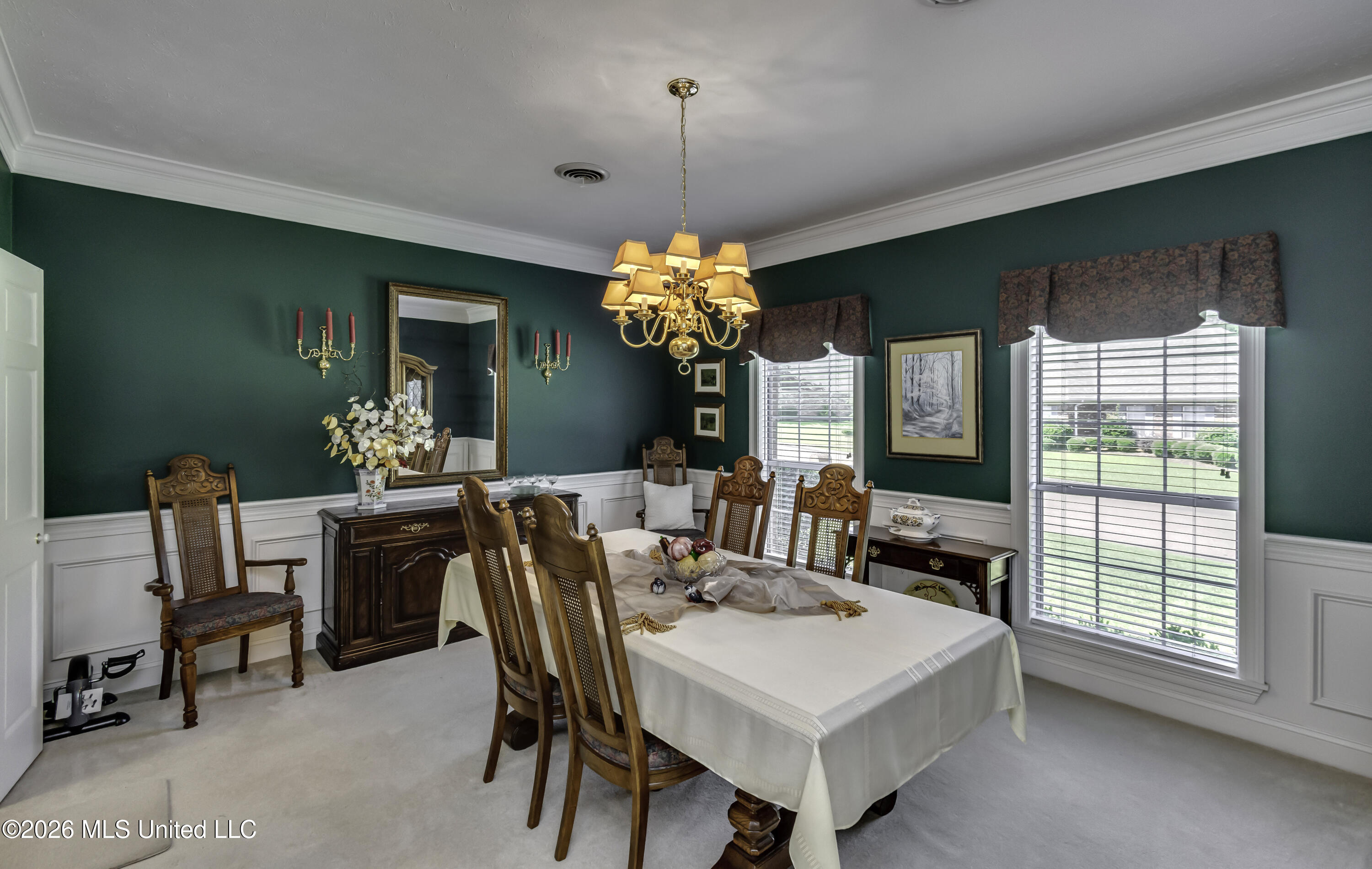 656 April Sound Pearl, MS 39208 - Photo 19 of 61 Formal dining