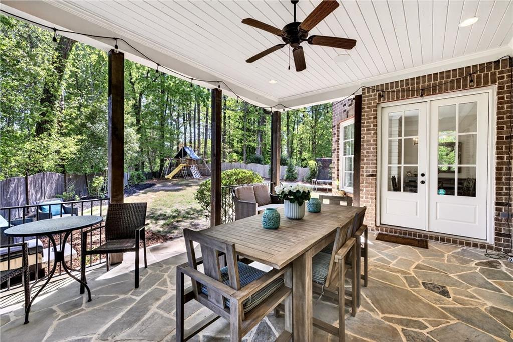 1116 Dawn View Lane Northwest Atlanta, GA 30327 - Photo 19 of 55