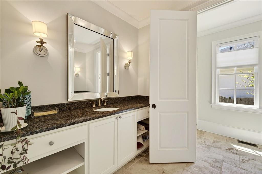 1116 Dawn View Lane Northwest Atlanta, GA 30327 - Photo 37 of 55