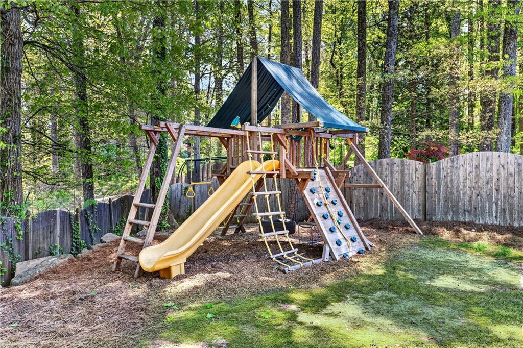 1116 Dawn View Lane Northwest Atlanta, GA 30327 - Photo 50 of 55