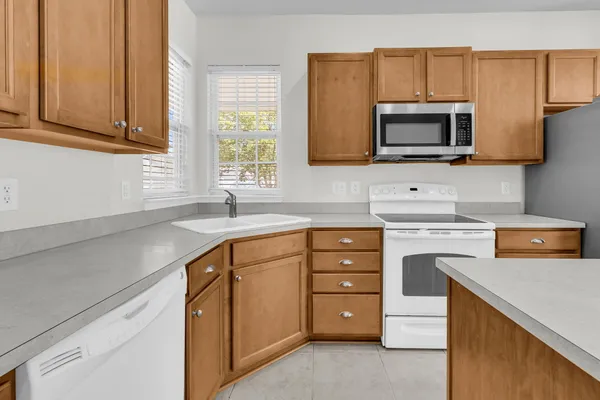 $2,200 | 168 Sea Lavender Lane, Summerville, SC 29486