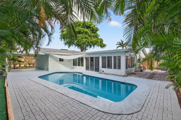 $5,700 | 699 Northwest 16th Avenue, Boca Raton, FL 33486