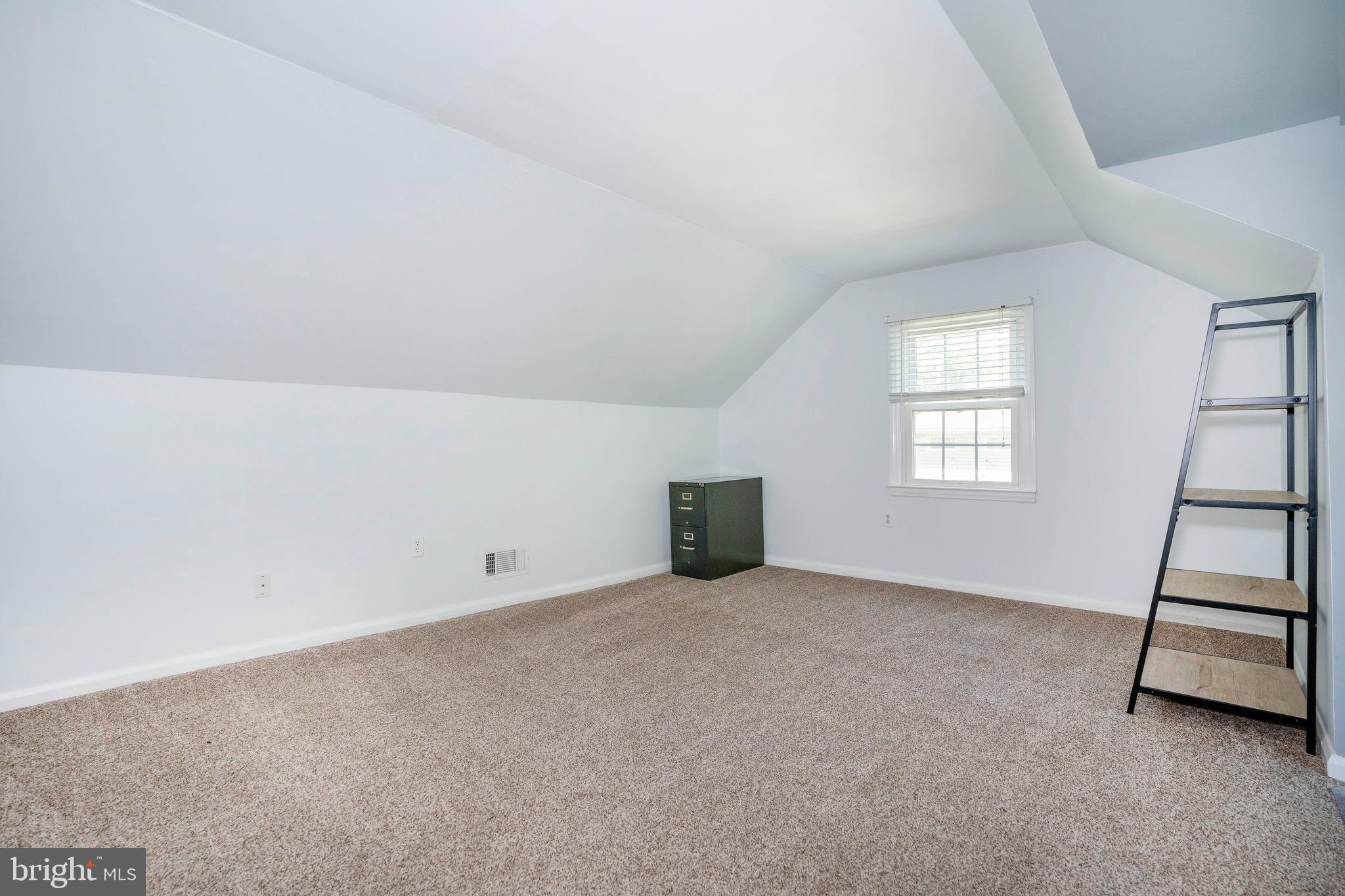 1223 Evergreen Road Wilmington, DE 19803 - Photo 23 of 29 Bedroom