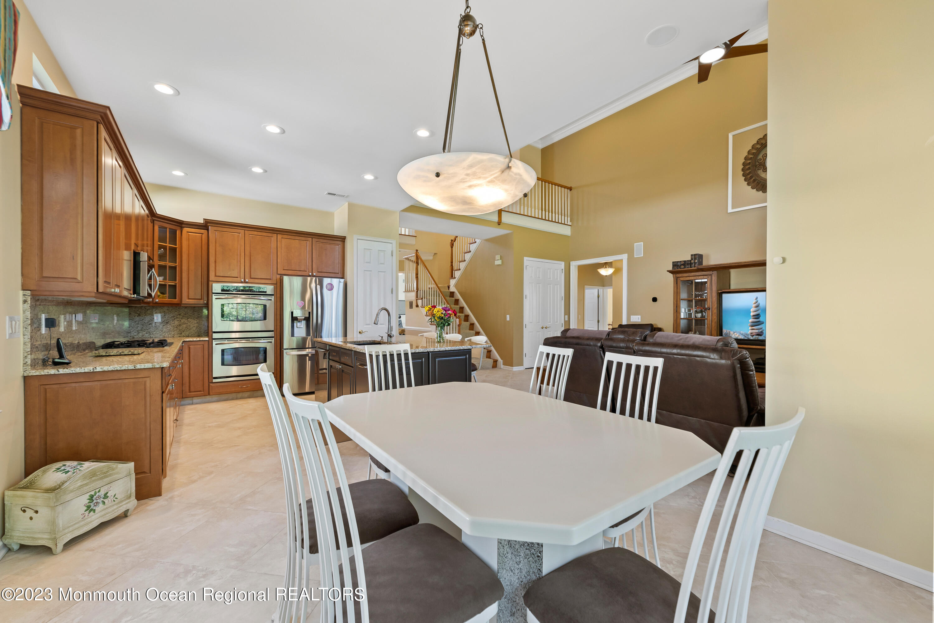 27 Carleton Drive Freehold, NJ 07728 - Photo 13 of 39 Breakfast Room