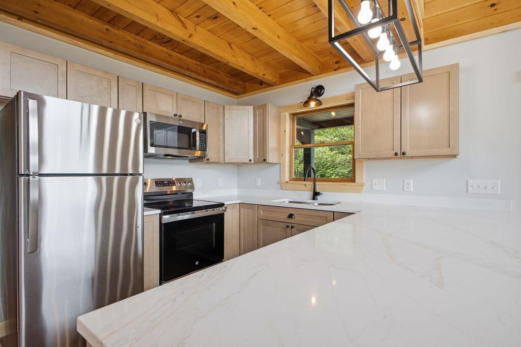 142 West Summit Road Bryant Pond, ME 04219 - Photo 12 of 52 17__V5A5537
