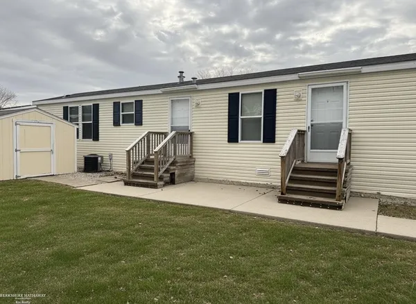 $49,995 | 4539 Carlton Road, Sterling Heights, MI 48310