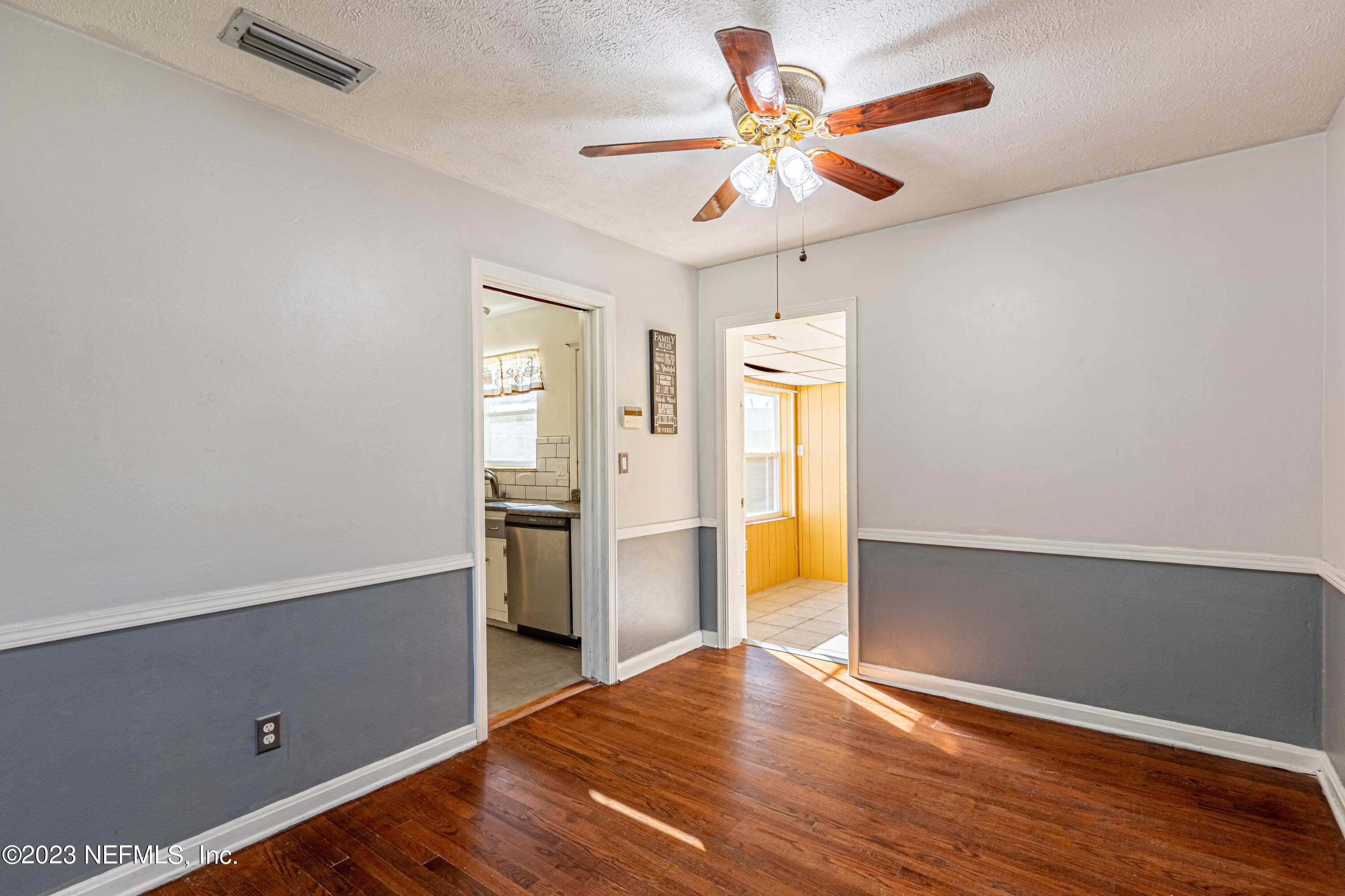 4626 Burgundy Road Jacksonville, FL 32210 - Photo 11 of 33 11