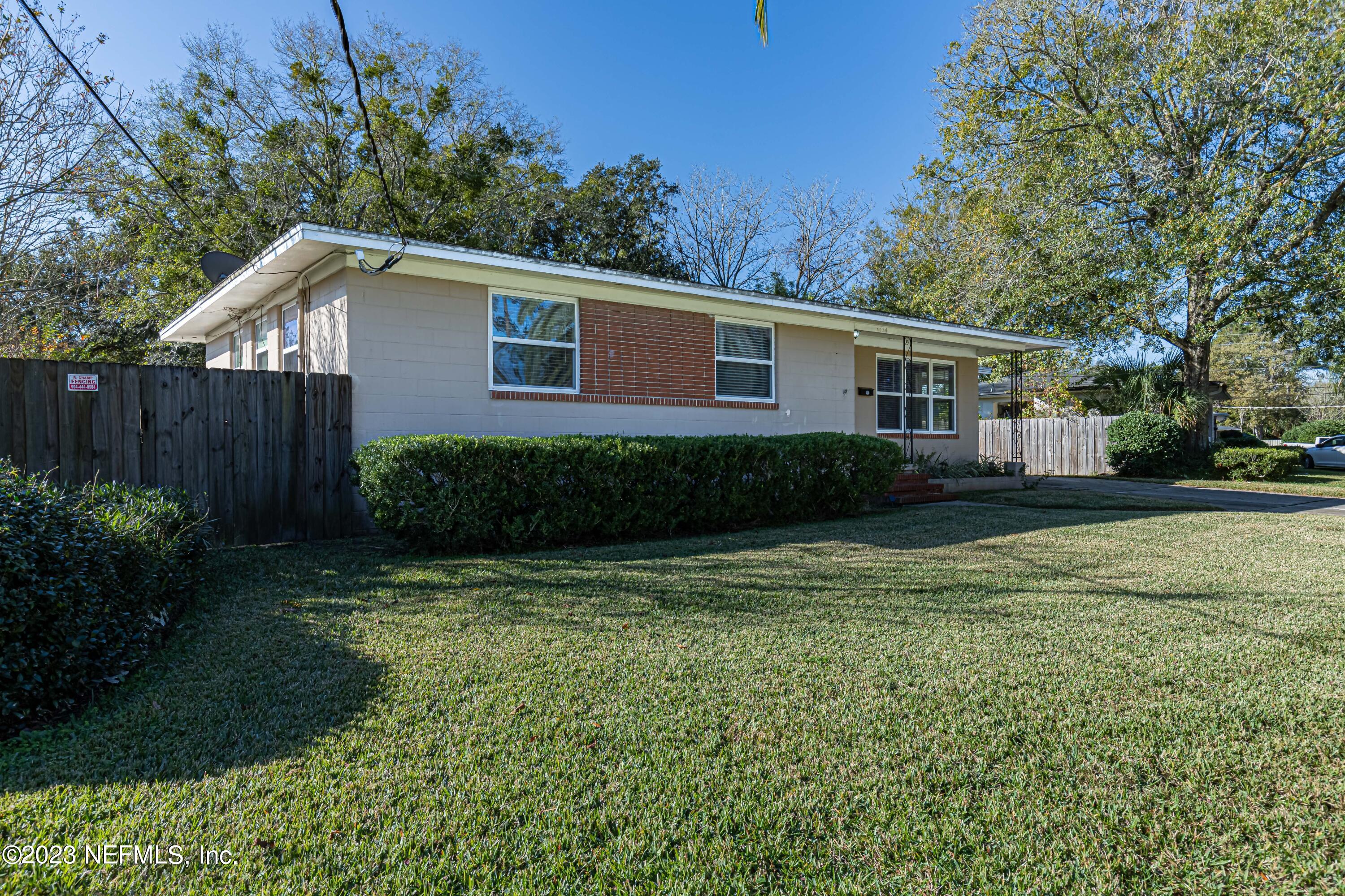 4626 Burgundy Road Jacksonville, FL 32210 - Photo 2 of 33 2