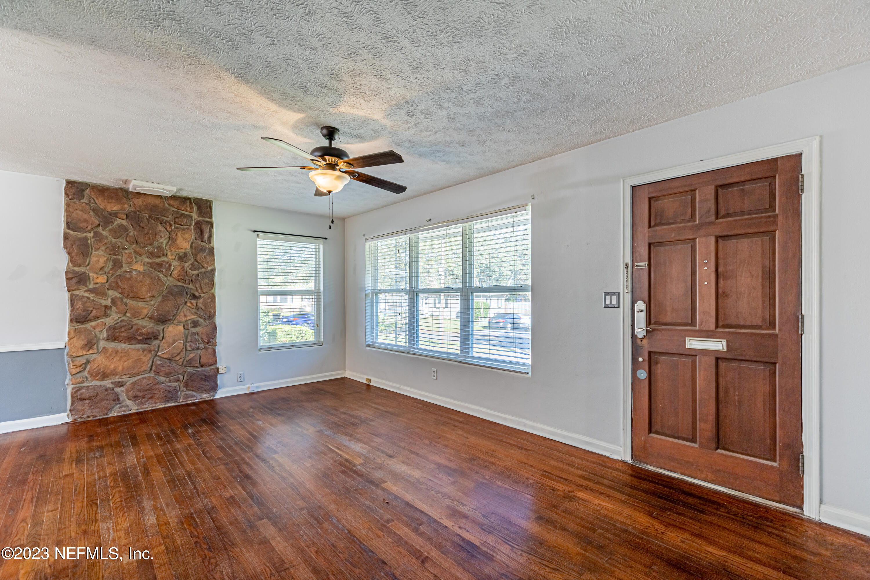 4626 Burgundy Road Jacksonville, FL 32210 - Photo 7 of 33 7