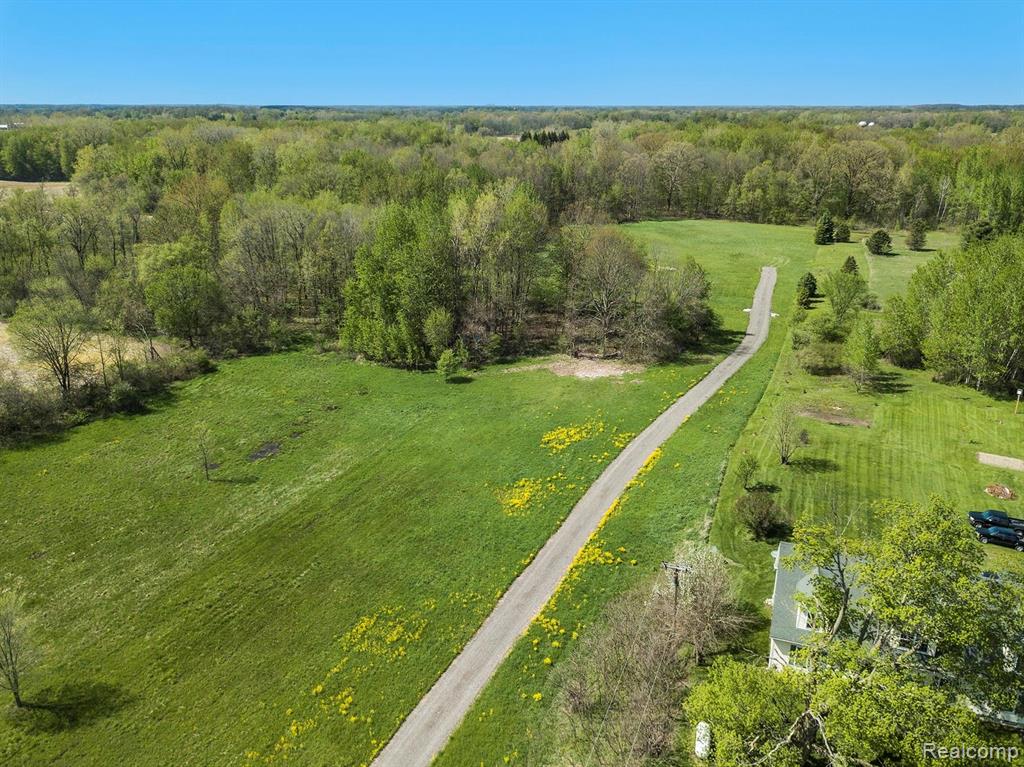 11274 Iosco Road Webberville, MI 48892 - Photo 2 of 15